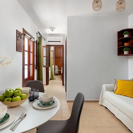 Luxury Belfry Apartment Líndos